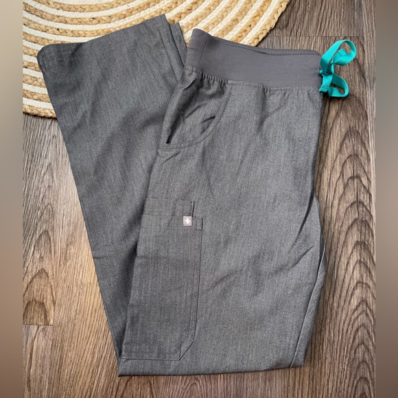 Figs Pants - FIGS Pants Womens Small Gray Kade Technical Scrubs Cargo Stretch
